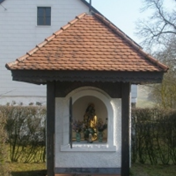 Salling - Annerlbauer Stöckerl / © Pfarrgemeinde Rainbach im Innkreis Salling - Annerlbauer Stöckerl