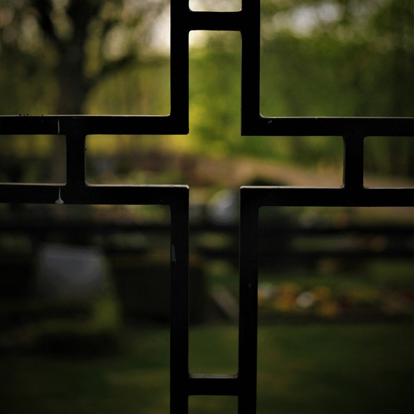 Friedhof / © Carola68/pixabay.com/Pixabay License Friedhof