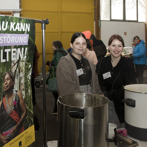 Fastensuppen-Essen am Bauernmarkt