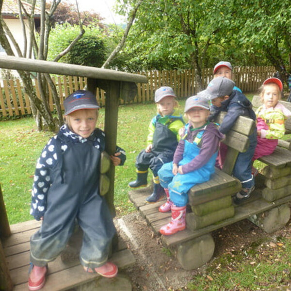 Außenbereich/Gartenanlage / © Pfarrcaritaskindergarten Vöcklamarkt I Außenbereich/Gartenanlage